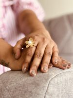 Five-Petal Floral Ring – Nature Inspired Horizontal Design