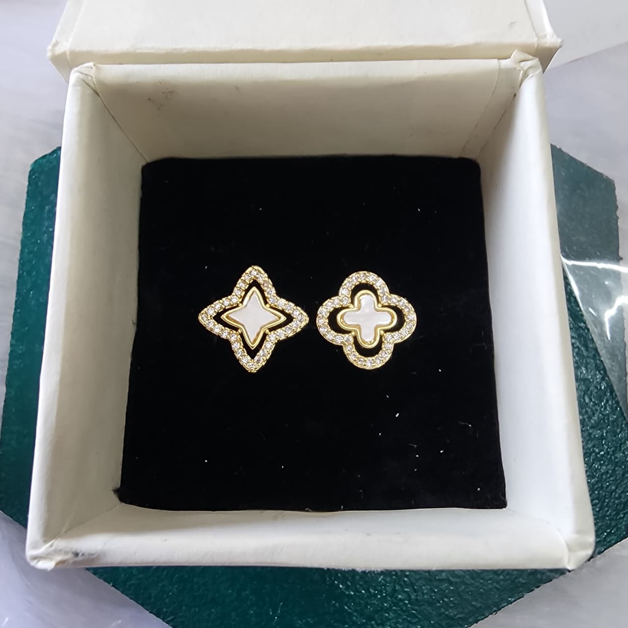 WhatsApp Image 2025-11-19 at 12.12.23 PM (4) Clove Shape Gold Ring - Image 1