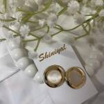 Circle shapped anti tarnish earring.