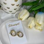 Gold Knot anti tarnish earring.