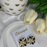 Gold Shaped anti tarnish earring.